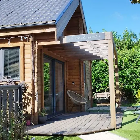 Hébergement de vacances L Escale Jardin *