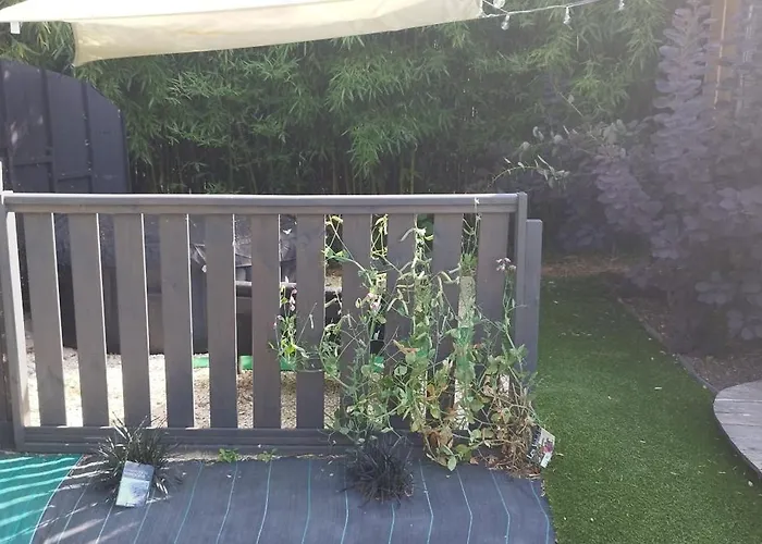 L Escale Jardin Сasa de vacaciones *